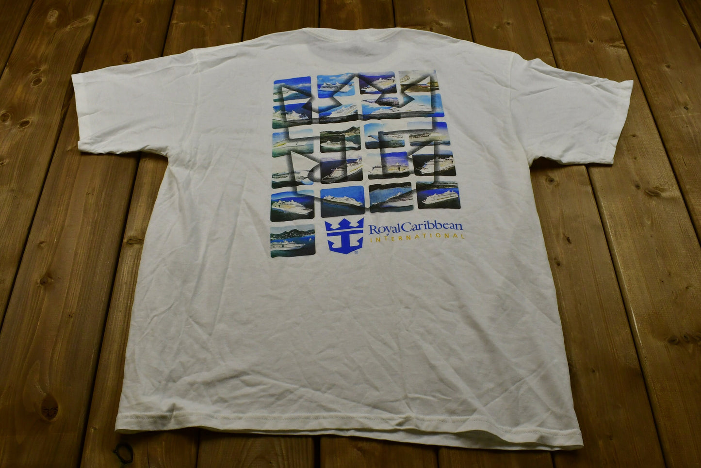 Vintage Royal Caribbean Cruise T-Shirt / Streetwear Fashion / Vacation Tee / Travel & Tourism