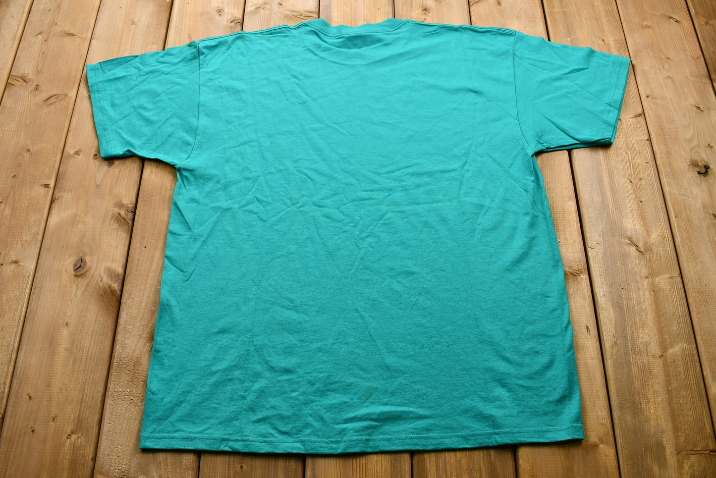 Vintage 1990s Teal Florida Reef Club T-Shirt / Shark Graphic / 90s Streetwear Fashion / Beachwear / Vacation Tee / Travel & Tourism