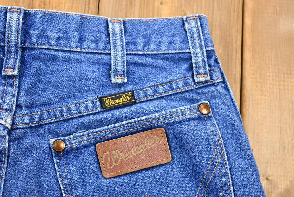 Vintage 1980s Wrangler Mid-Wash Bootcut Jeans