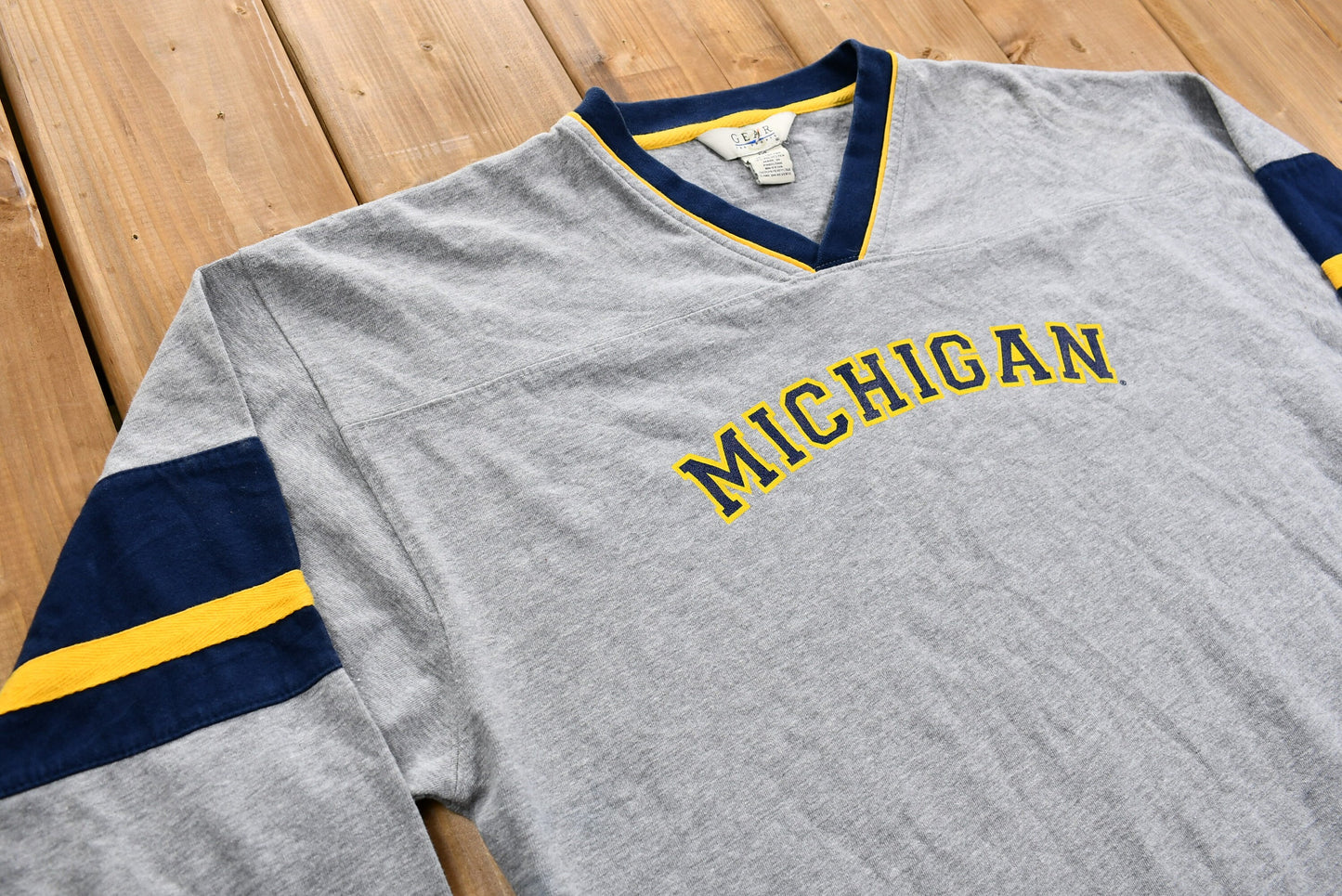 Vintage 1990s Michigan Jersey-Style Sweatshirt / Vintage V-Neck  / NFL / Vintage Sweatshirt / American Sportswear / Pullover Sweatshirt