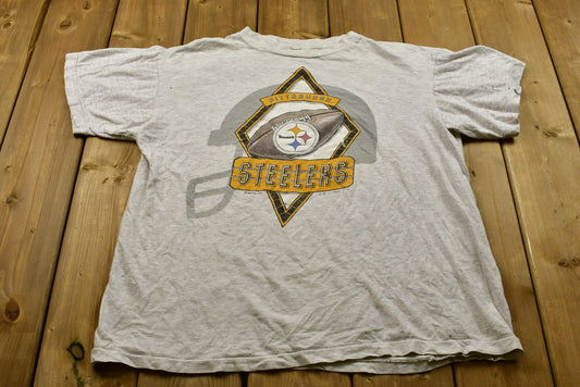 Vintage 1990s Pittsburgh Steelers T-Shirt / Single Stitch / NFL / 90s Streetwear / Athleisure / Sportswear