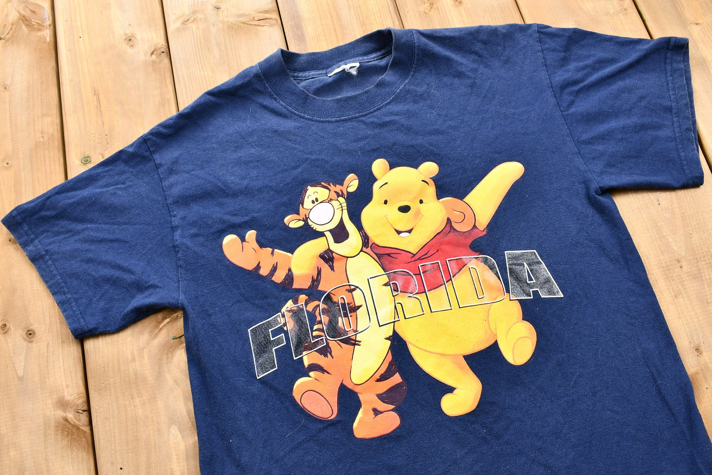 Vintage 1990s Florida Winnie the Pooh T-Shirt / Disney / Tigger / Disney / 90s Graphic Tee / Cartoonist / American Streetwear