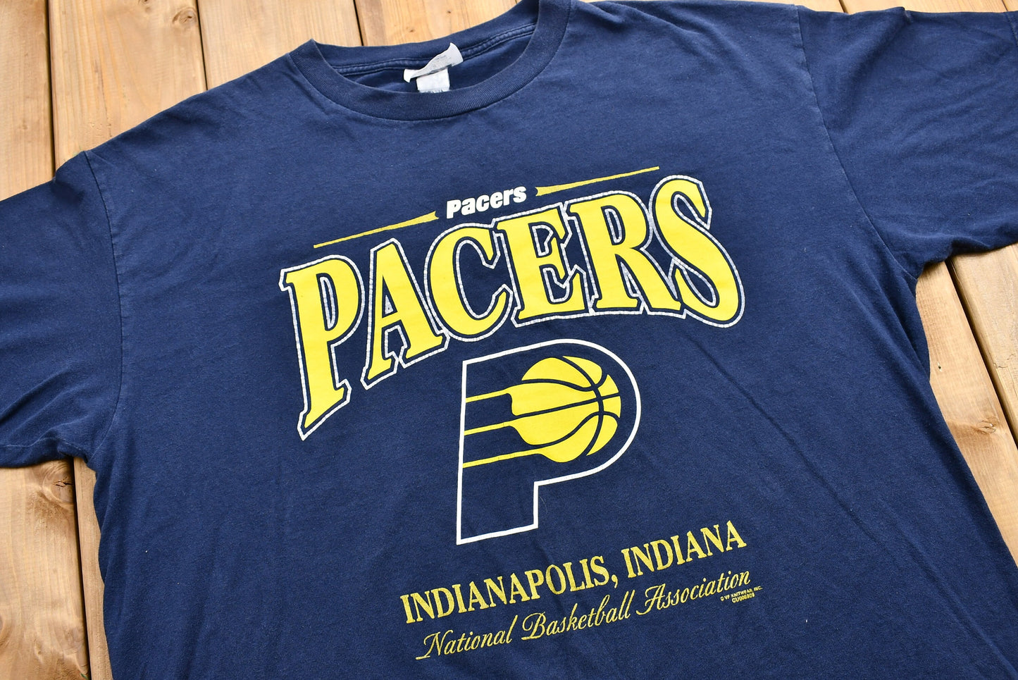 Vintage 1990s Indiana Pacers T-Shirt / Single Stitch / NBA / 90s Streetwear / Athleisure / Sportswear