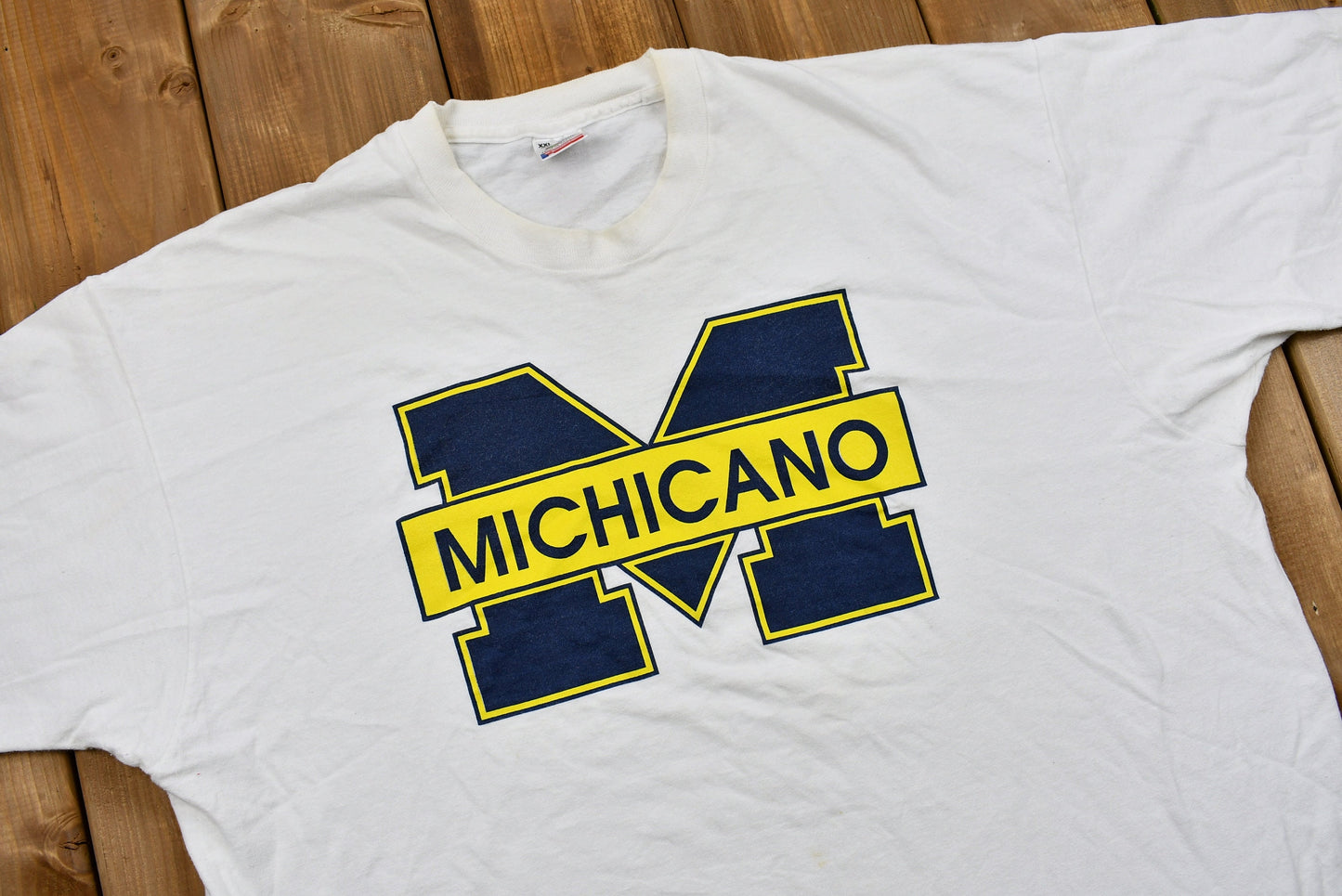 Vintage 1990s University of Michigan Michicano T-Shirt / NCAA Crewneck Tee / Americana / Vintage Sportswear / Athleisure / Made in USA