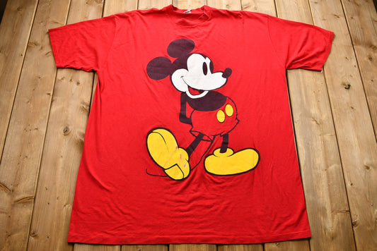 Vintage 1990s Classic Mickey Mouse T-Shirt / 90s Graphic Tee / Disney / Single Stitch / Cartoonist / American Streetwear / Made in USA
