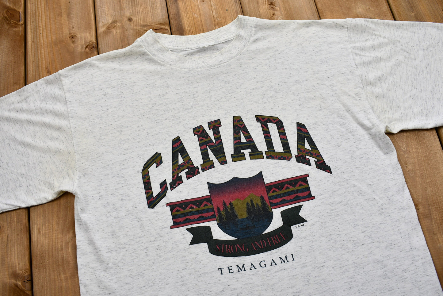 Vintage 1990s Canada Strong and Free Graphic T-Shirt / Temagami, Ontario /  Souvenir Tee / Single Stitch / Vacation Tee / Travel & Tourism