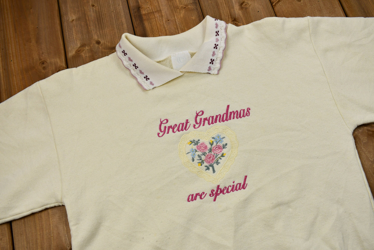 Vintage 1990s Great Grandmas are Special Embroidered Collared Sweatshirt / Mother's Day / Vintage Pullover Sweatshirt / American Streetwear