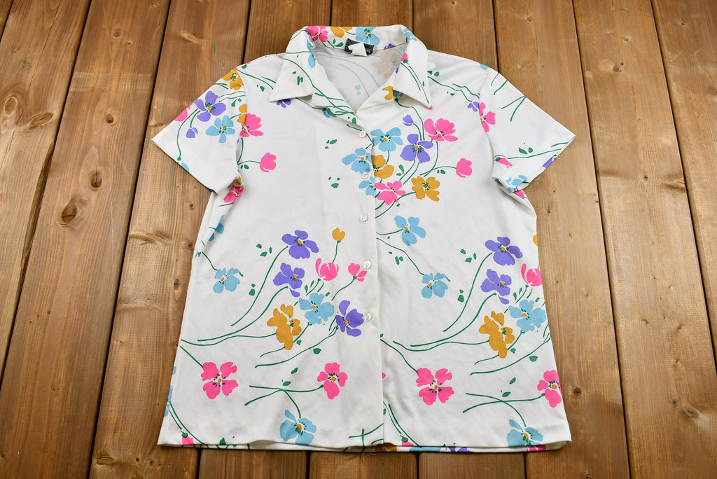 Vintage 1970s Floral Polyester Button Up Short Sleeve Blouse