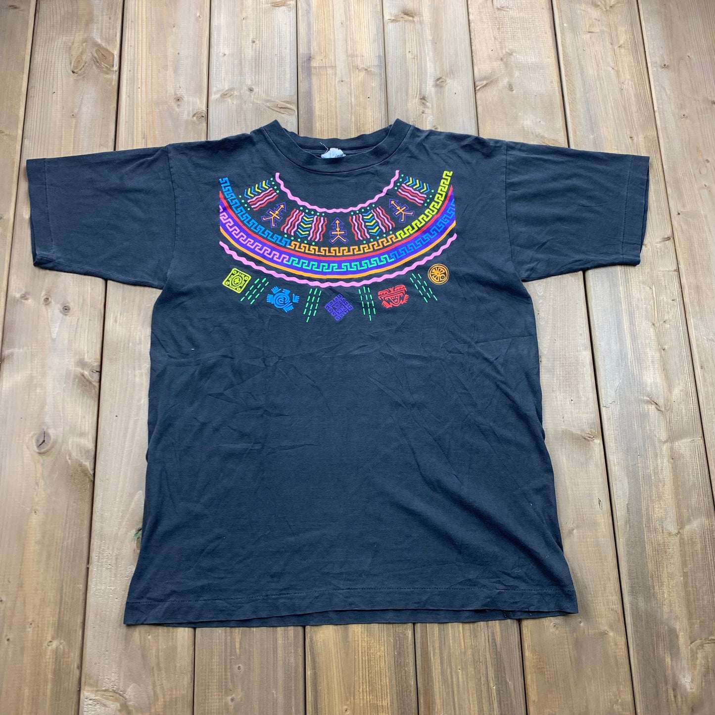 Vintage 90's Aztec Graphic T-Shirt / Single Stitch / Nature / Made In USA / Vintage Graphic Tee / American Streetwear