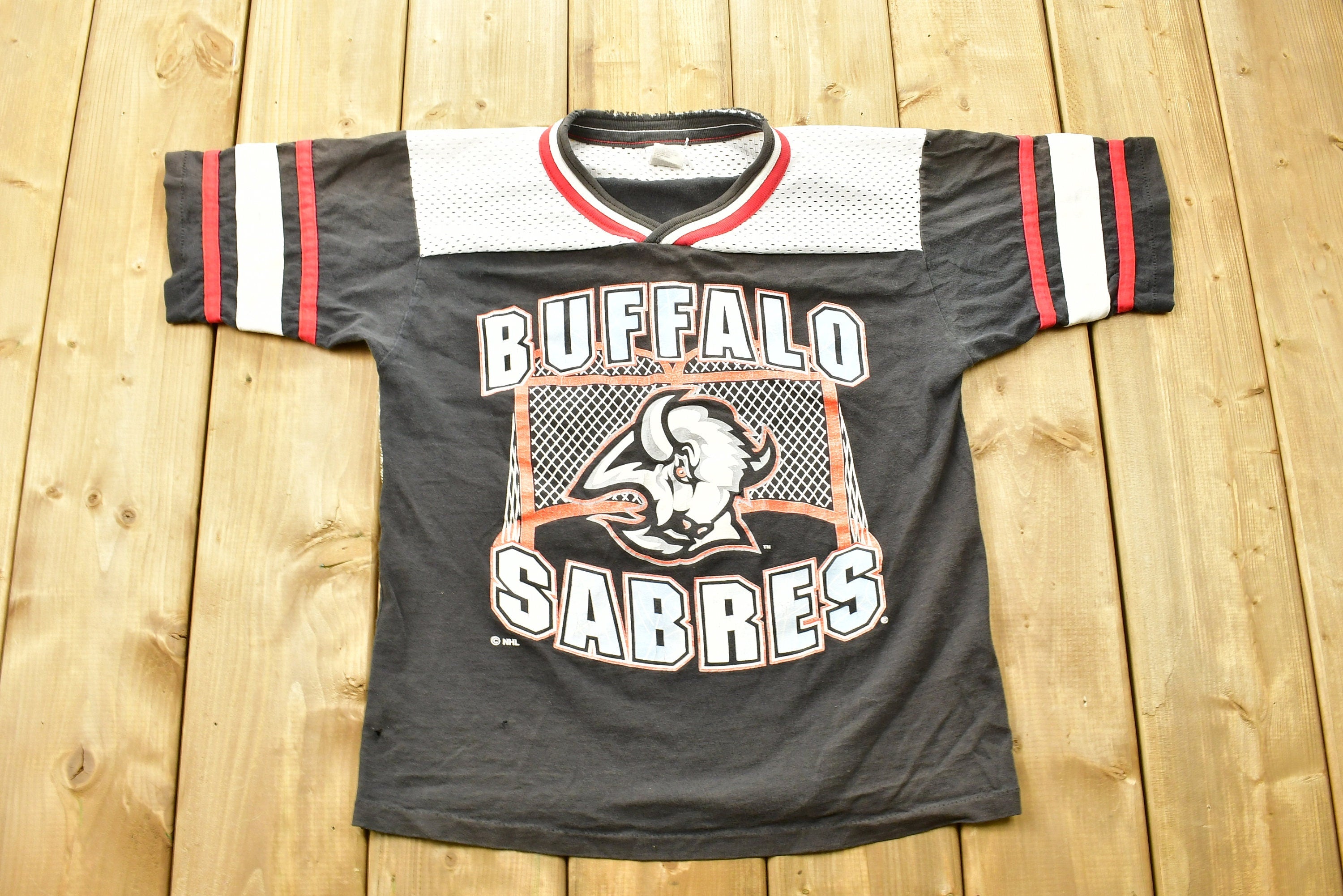 Vintage 1980s Buffalo Sabres NHL T-Shirt