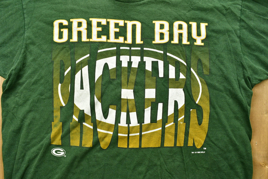 Vintage 1990s Greenbay Packers T-Shirt , Single Stitch , NFL , 90s Streetwear , Athleisure , Sportswear