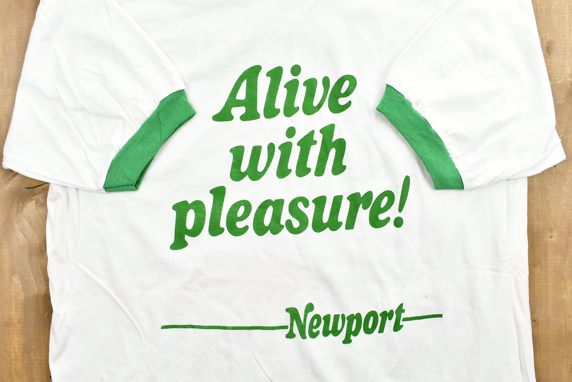 Vintage 1980s Newport Menthol Ringer T-Shirt NOS Alive With Pleasure Spell Out