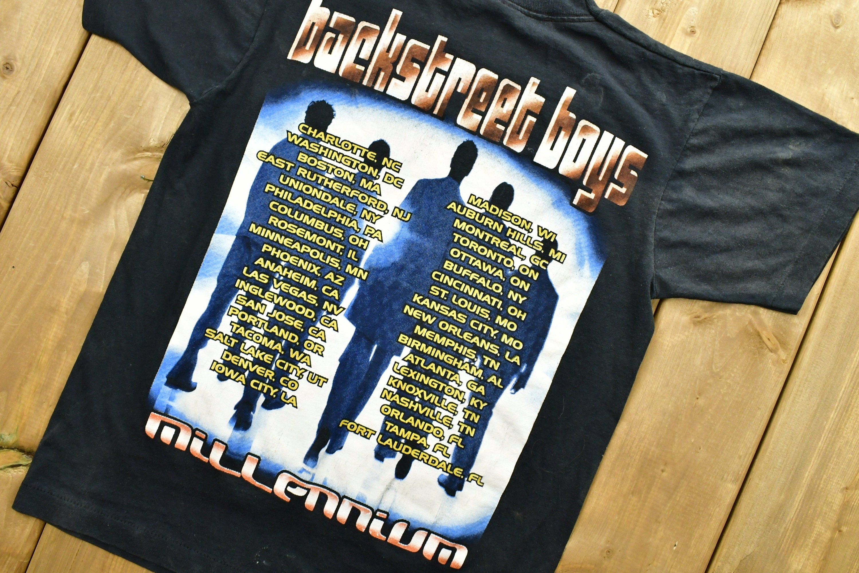 Vintage 1999 Backstreet Boys Millennium Band T-shirt