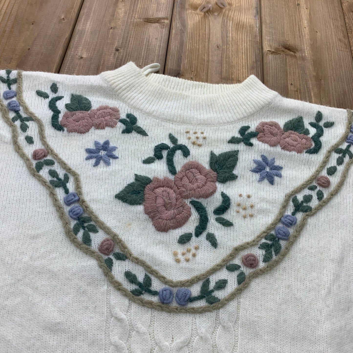 Vintage Alia Floral Knitted Sweater