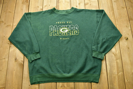 Vintage 1990s Greenbay Packers Crewneck Sweatshirt / Embroidered / 90s Crewneck / NFL / Streetwear / Athleisure