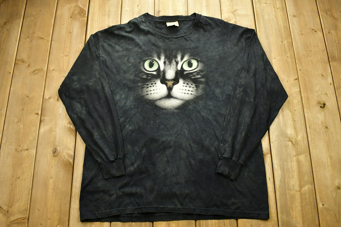 Vintage 90's Cat Graphic Tie Dye T-Shirt / 90s Crewneck / Nature / Cute Animals / Vintage Graphic Tee / American Streetwear