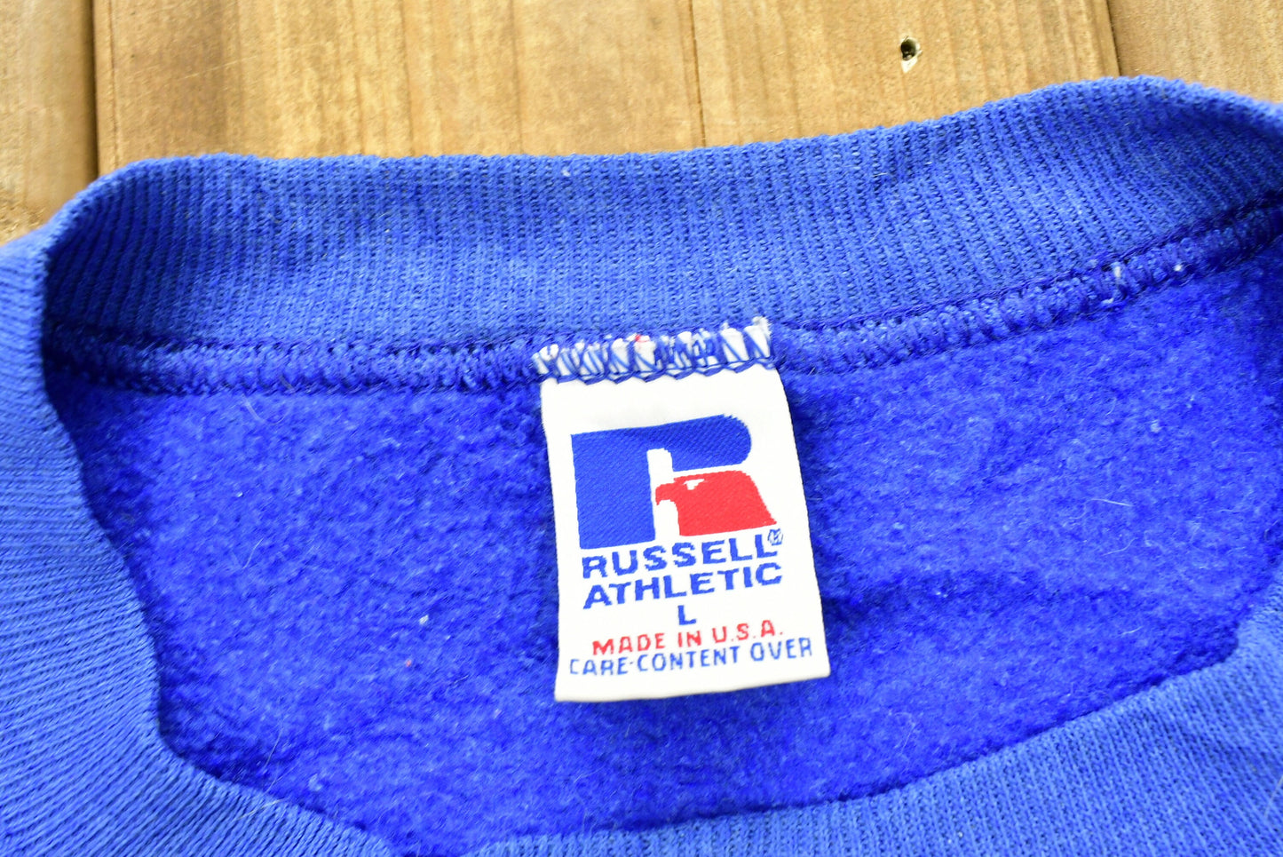 Vintage 1990's Russell Athletics Blank Crewneck Sweatshirt / 90s Crewneck / Souvenir / Athleisure / Streetwear / Made In USA