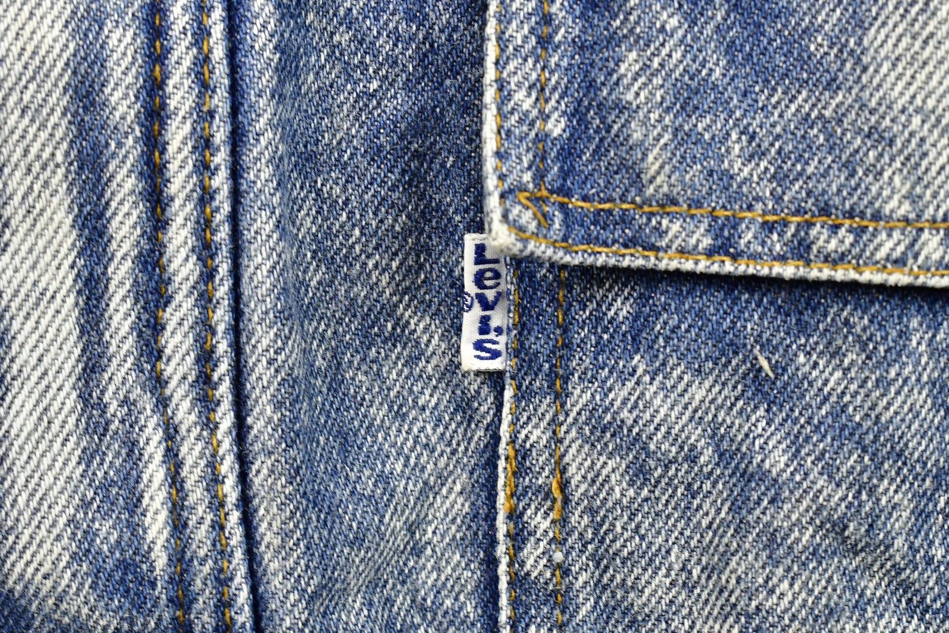 Vintage 1990s Levi’s White Tab Jean Jacket