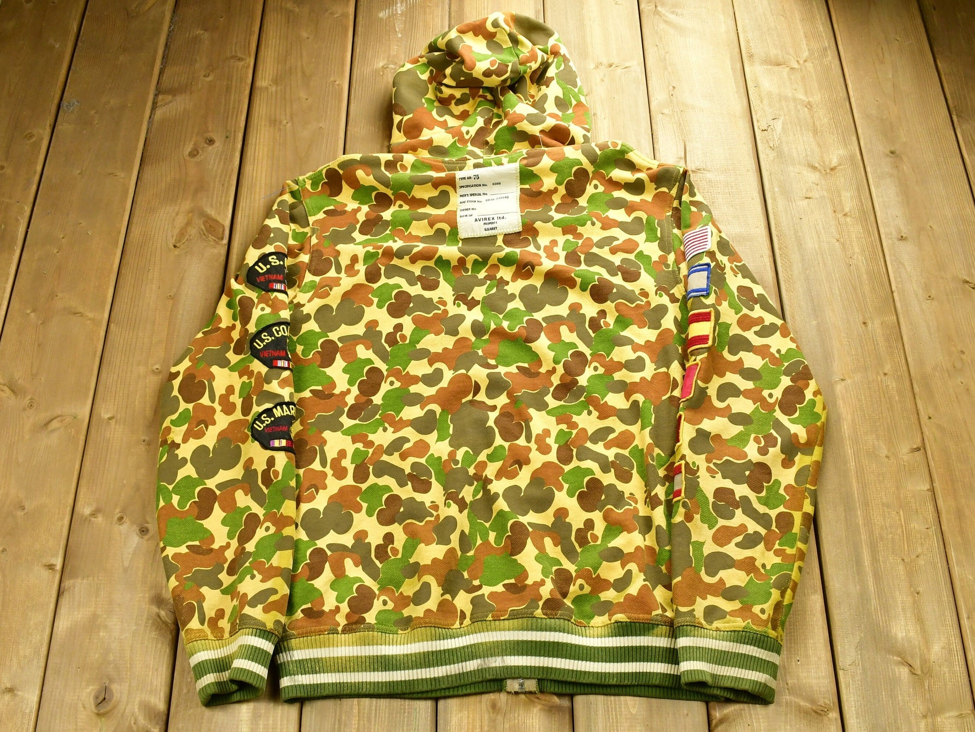 Vintage 90's Avirex Military Camouflaged Graphic Hoodie