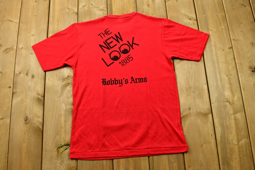 Vintage 1980s Bobby Arms English Pub & Restaurant T-Shirt