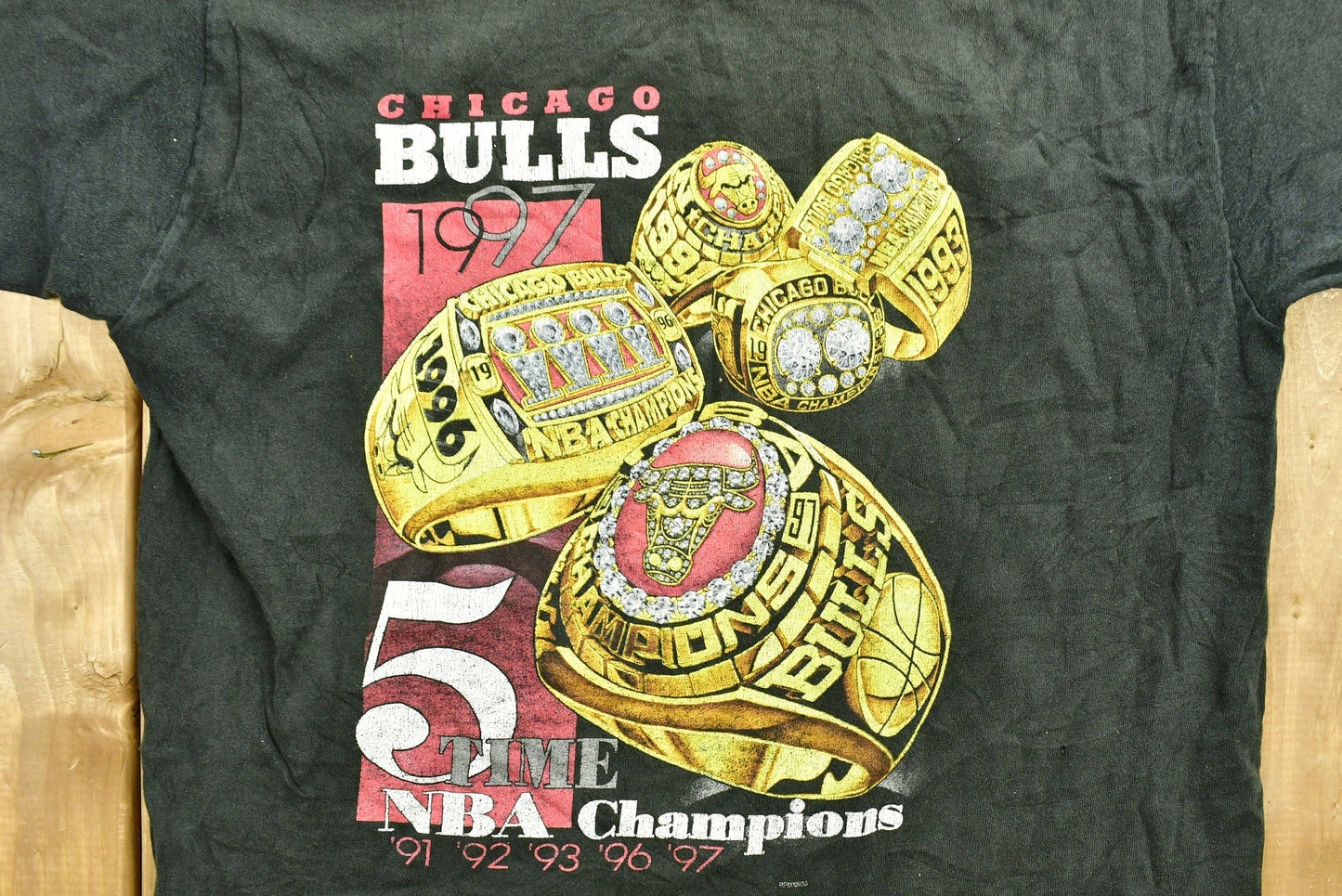 Vintage 1997 ChicagoBulls 5 Time NBA World Champions T-shirt / Single Stitch / Pro Player / Streetwear / Rare Sports Tee / Made In USA