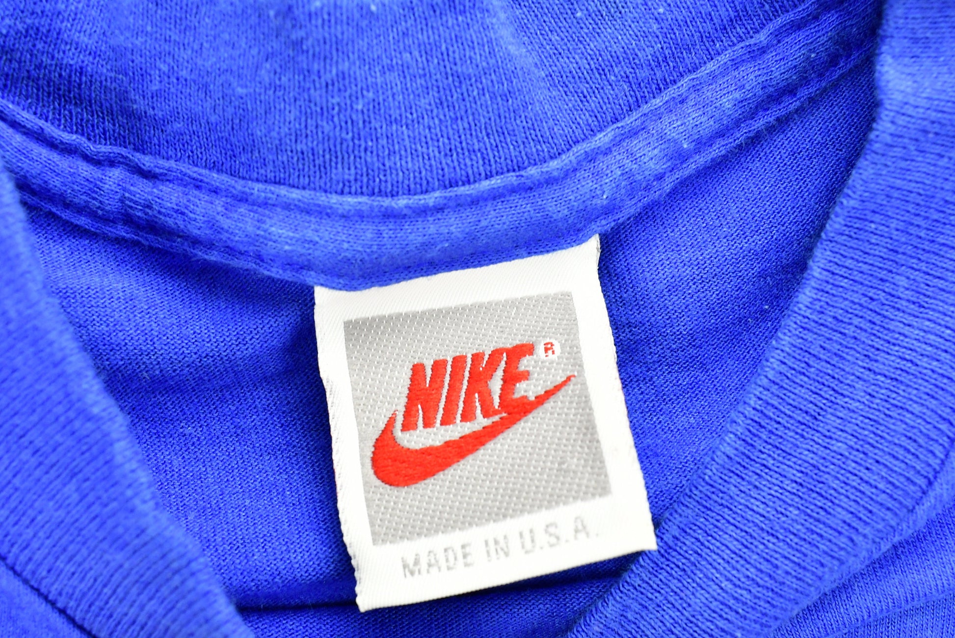 Vintage 1990s Nike Grey Tag Graphic T-Shirt