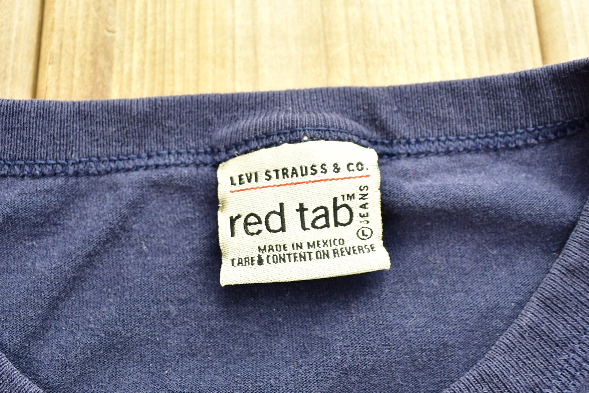 Vintage 1990s Levi's Red Tab Graphic T-Shirt