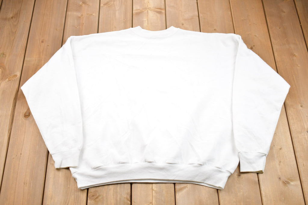 Vintage 1990s Ocean Lakes Wave Riders Surfing Crewneck Sweatshirt