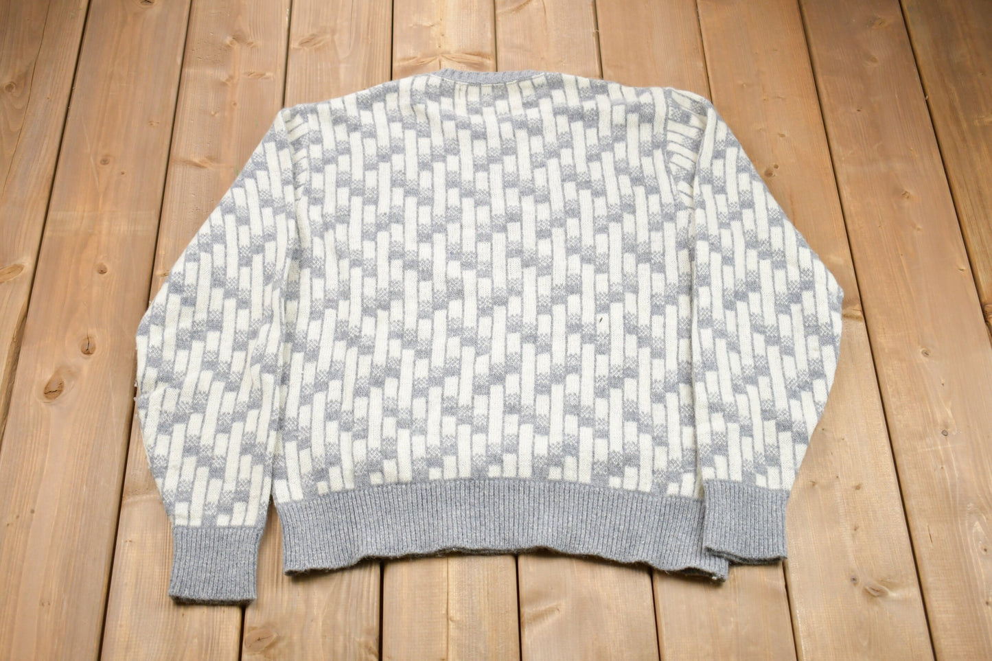 Vintage 1990s Bradley Made In USA Knitted Sweater / Vintage 90s Crewneck / Pattern Sweater / Outdoor / Hand Knit / Pullover Sweatshirt