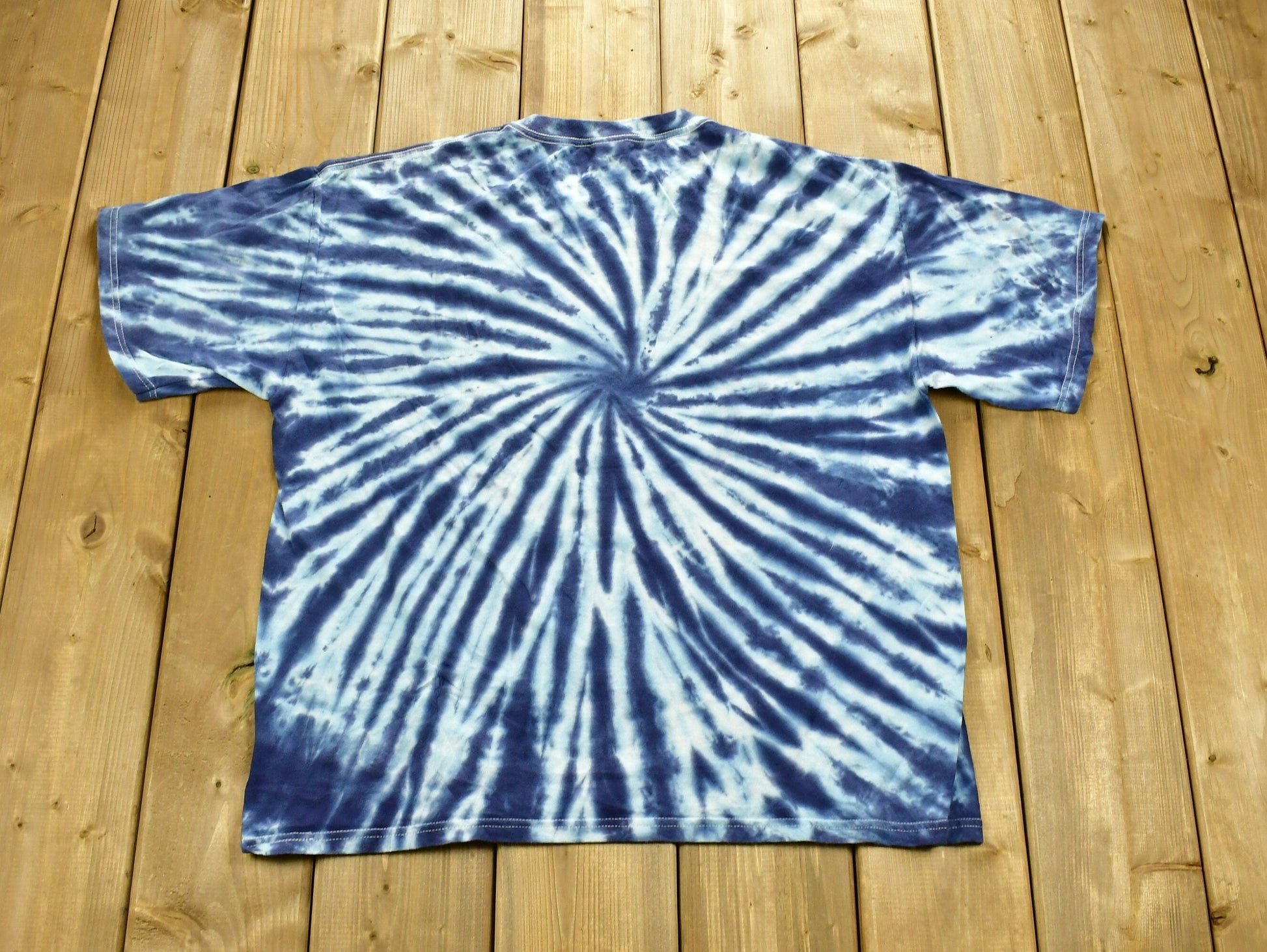 Vintage Y2K Looney Tunes Cartoon T-Shirt