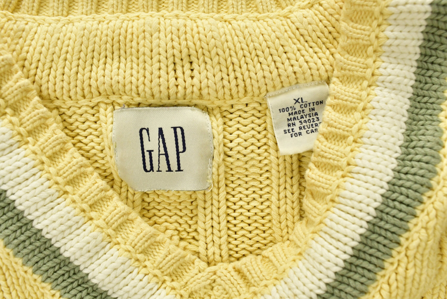 Vintage 1990s The GAP Knitted V-Neck Sweater / Vintage 90s Crewneck / 3D Cable Knit / Outdoor / Sweatshirt / Abstract Graphic