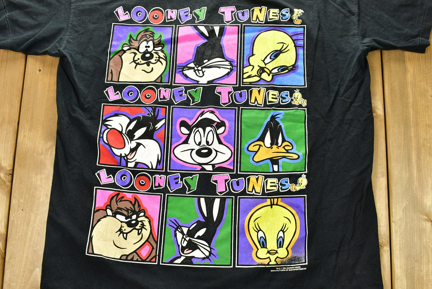 Vintage 1994 Looney Tunes Cartoon Promo Women's T-Shirt / 90s Graphic Tee / Warner Bros / Cartoon Network / Made In USA / Single Stitch