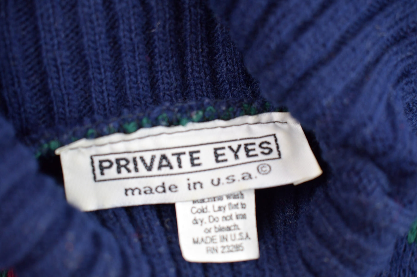 Vintage 1990s Private Eyes Made In USA Knitted Mock Neck Sweater / Vintage 90s Crewneck / Christmas / Hand Knit / Pullover Sweatshirt