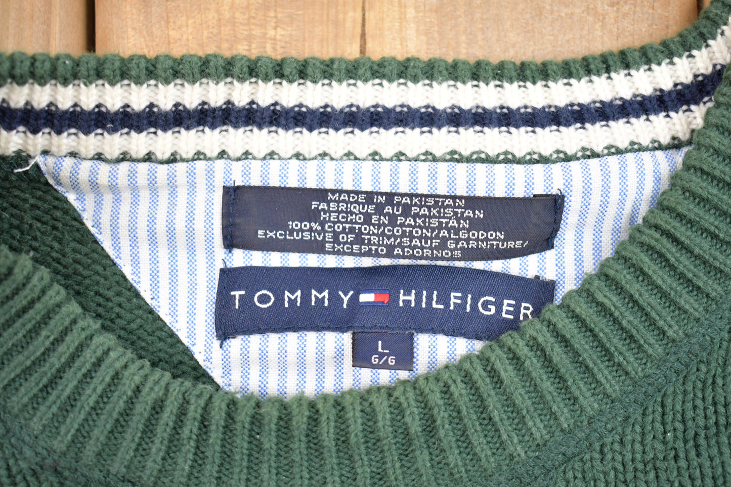 Vintage 1990s Tommy Hilfiger Knitted Sweater / Vintage 90s Crewneck / Pattern Sweater / Outdoor / Hand Knit / Pullover Sweatshirt/ 90s Tommy