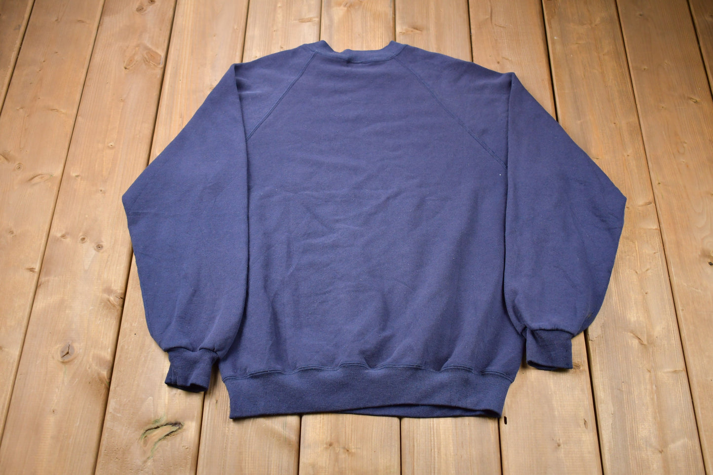 Vintage 1985 Raglan Sleeve Blank Crewneck Sweatshirt / 80s Crewneck / Souvenir / Athleisure / Streetwear / 80s Raglan Cut