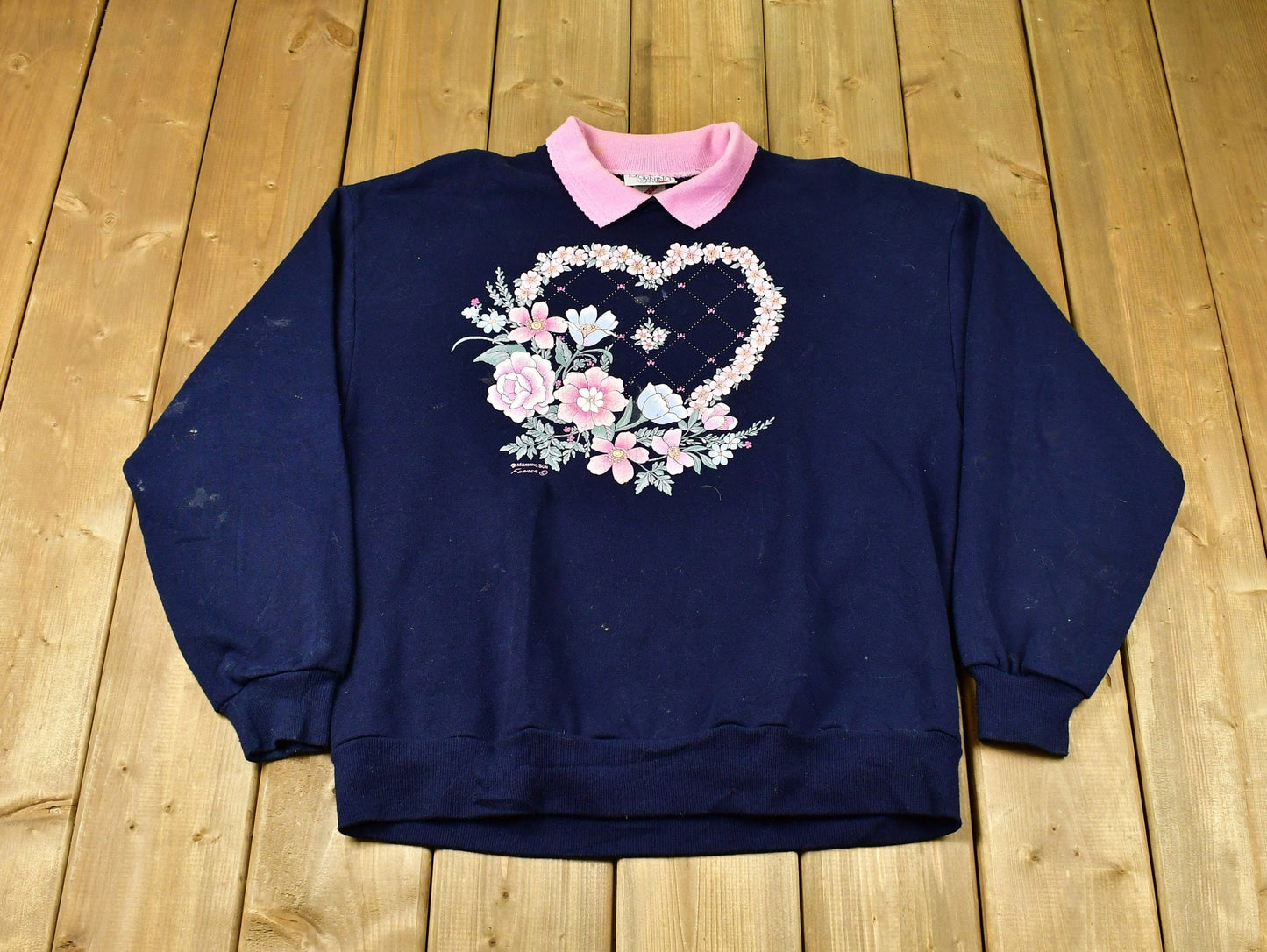 Vintage 1980s Floral Hearts Embroidered Cute Collared Crewneck / 90s Crewneck / Grandma Sweater / American Streetwear / Made In USA