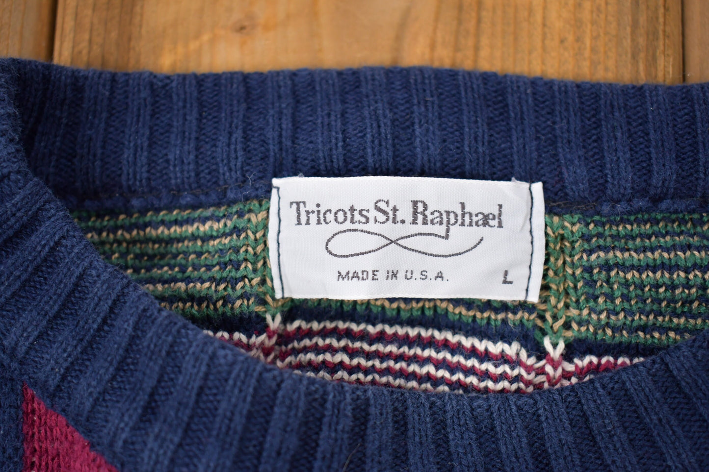 Vintage Tricots St. Raphael Made In USA Knitted Sweater / Vintage 90s Crewneck / Pattern Sweater / Outdoor / Hand Knit / Pullover Sweatshirt