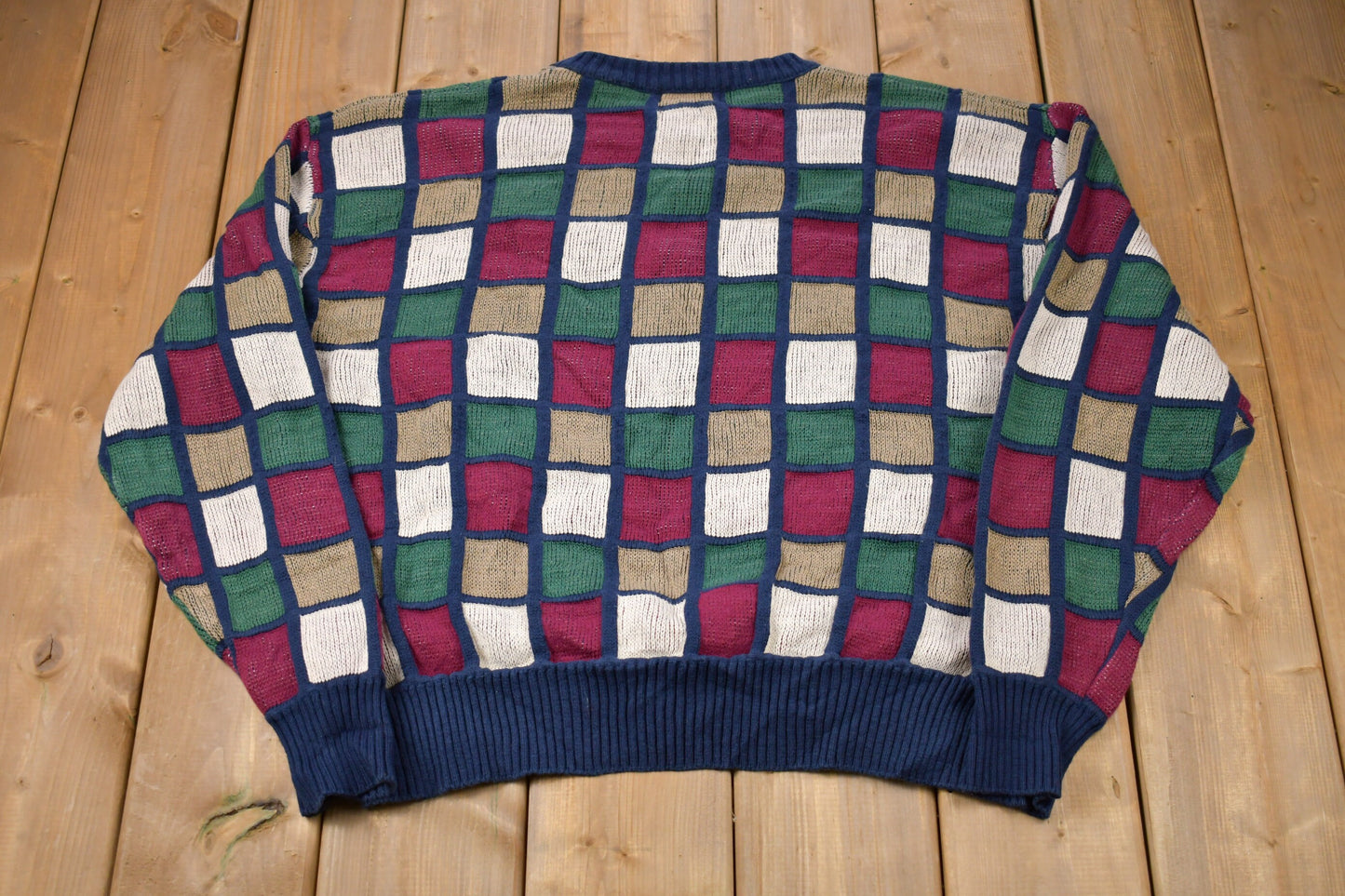 Vintage Tricots St. Raphael Made In USA Knitted Sweater / Vintage 90s Crewneck / Pattern Sweater / Outdoor / Hand Knit / Pullover Sweatshirt