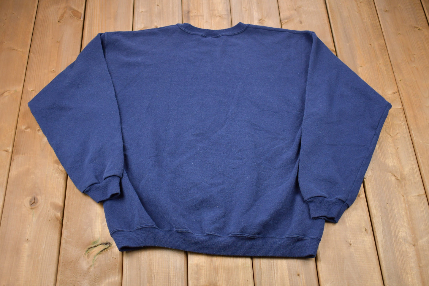 Vintage 1990s Made In USA Basic Crewneck Sweatshirt / 90s Crewneck / Souvenir / Athleisure / Streetwear / Travel And Tourism