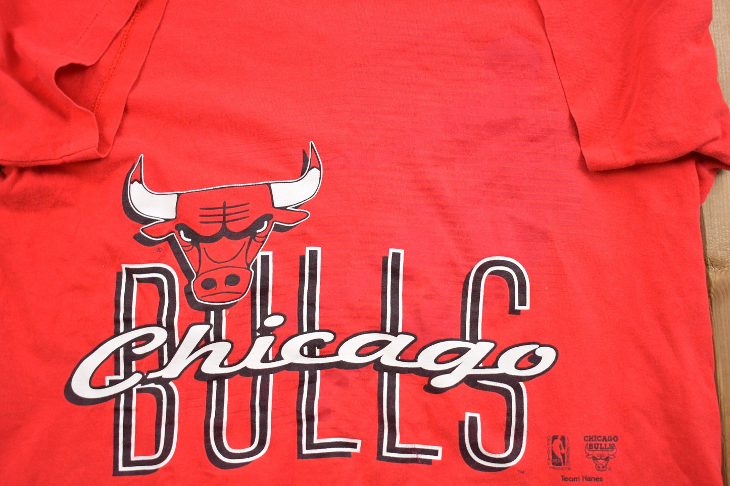 Vintage 1990s Chicago Bulls NBA Graphic T-Shirt / Single Stitch / NBA / 90s Streetwear / Athleisure / Sportswear / 90s Chicago Bulls