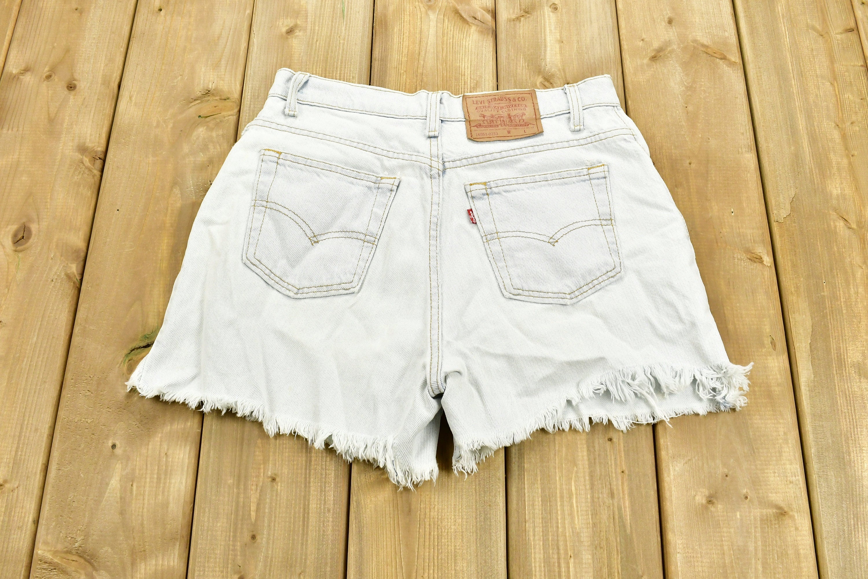 Vintage 1990s Levi's Red Tab Jean Shorts Size 10