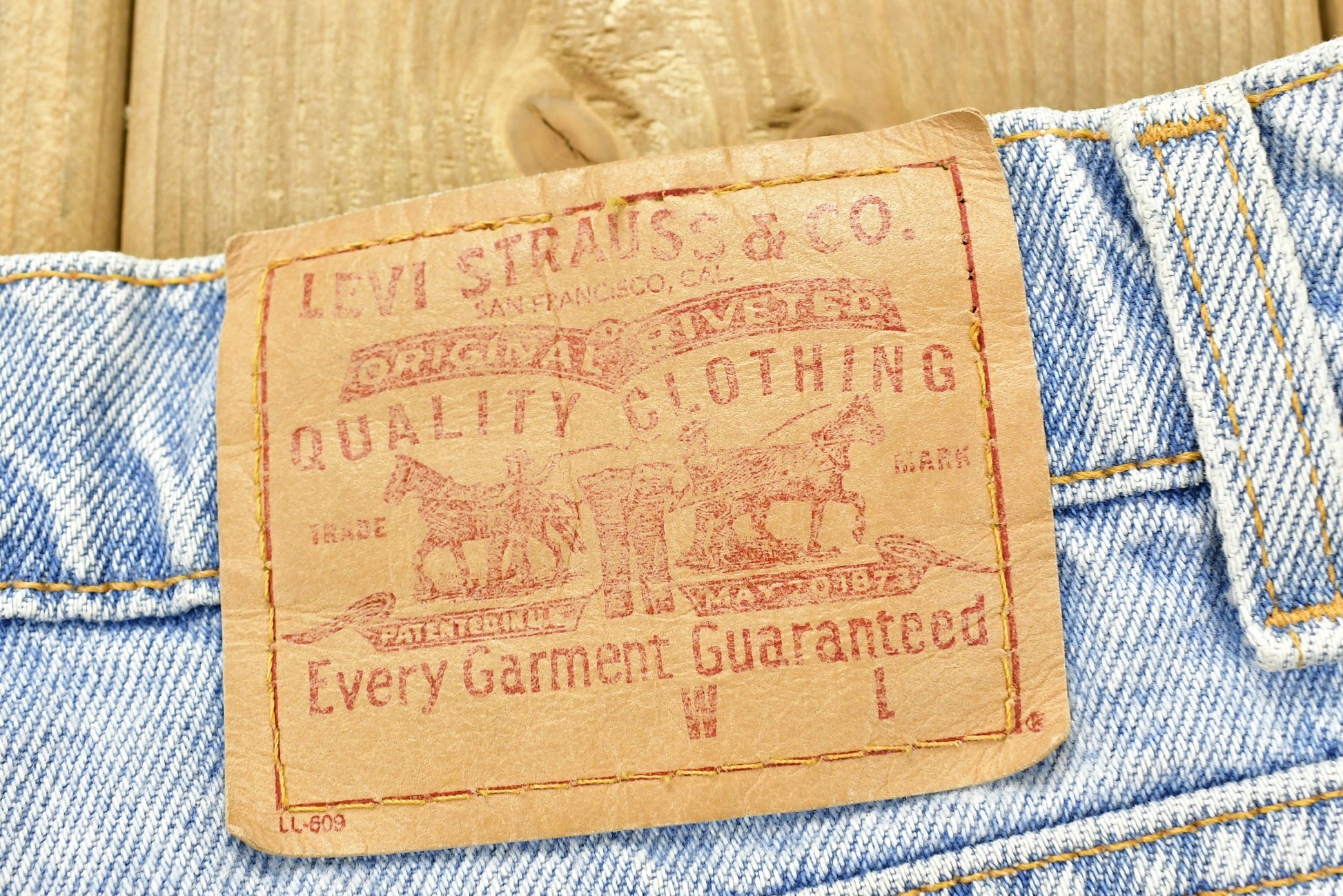 Vintage 1990s Levi's Red Tab Laced Women's Jean Short Shorts Size 9 Jr