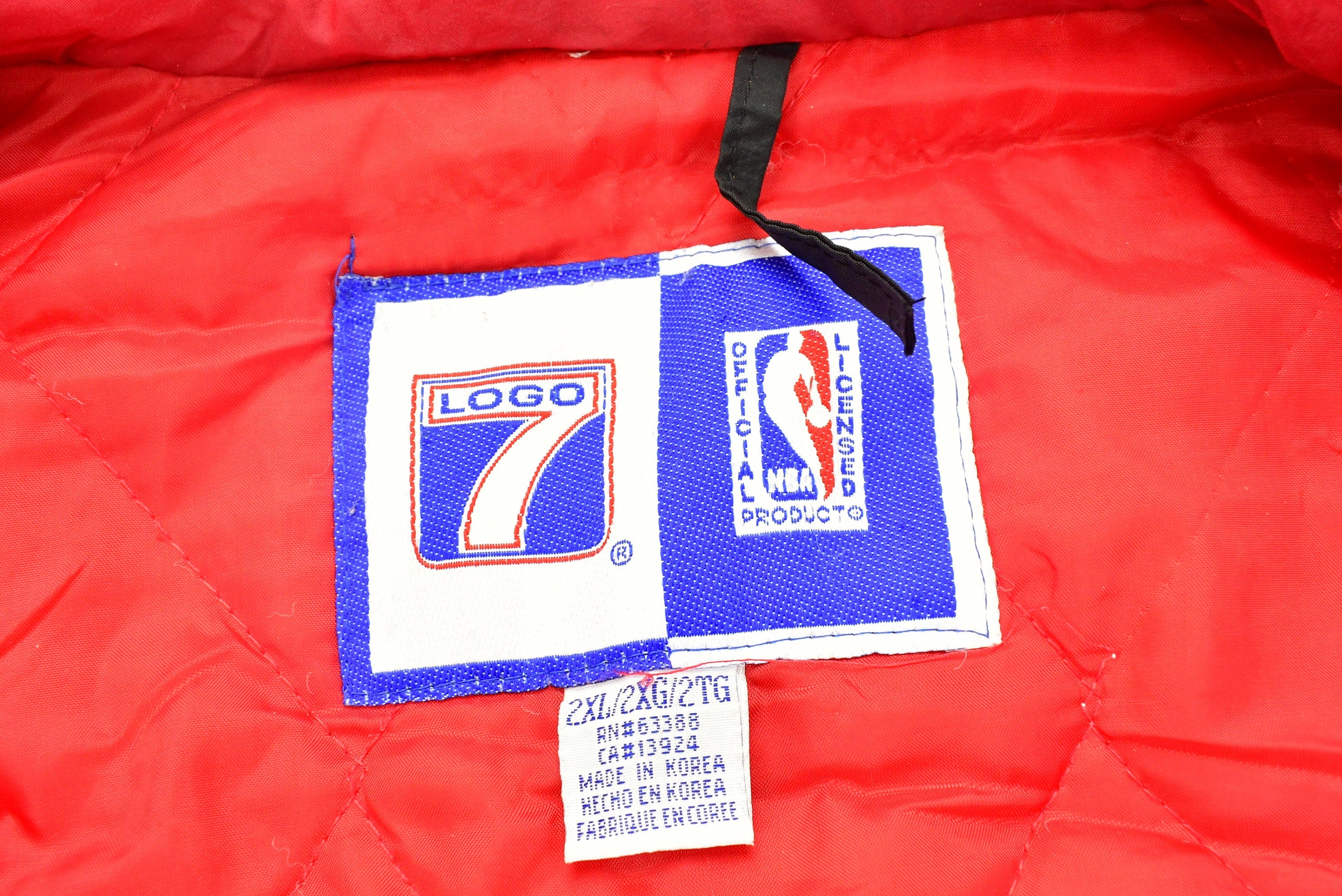 Vintage 1990s Chicago Bulls NBA Logo 7 Windbreaker