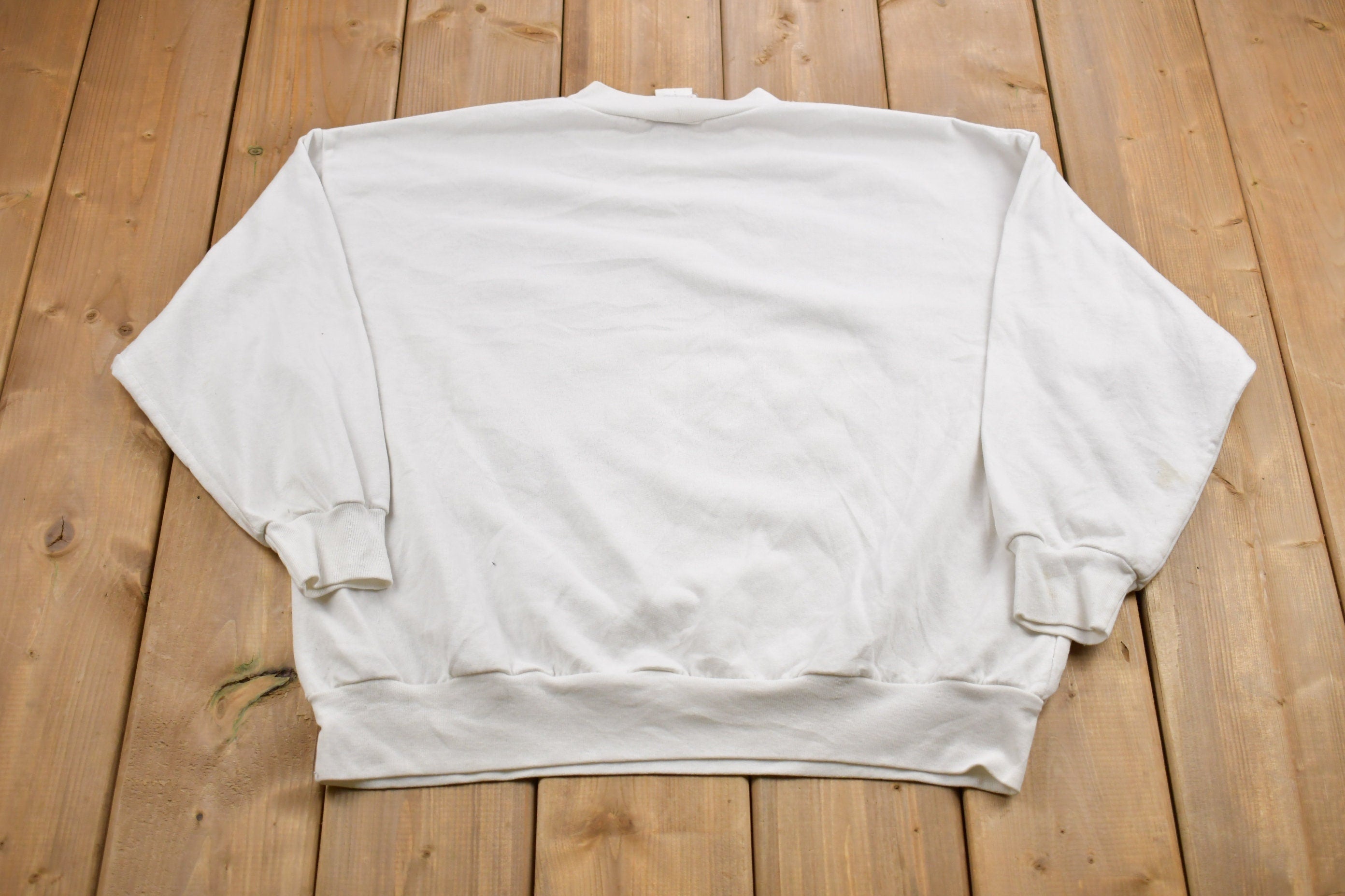 Vintage 1990s Nutcracker Bird Holiday Graphic Crewneck Sweatshirt , 90s Crewneck , Souvenir , Athleisure , Streetwear , Bird Graphic