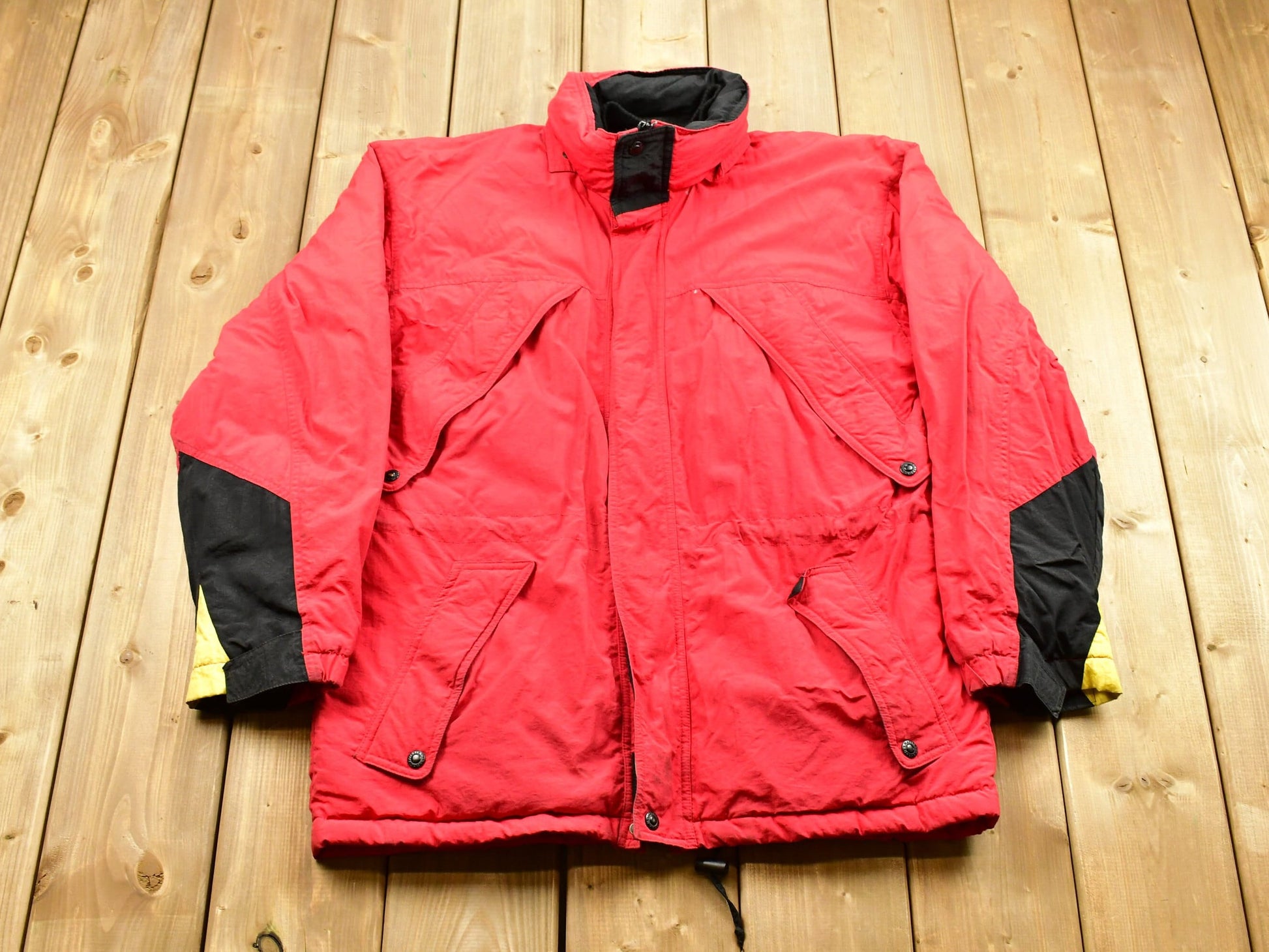 Vintage 1990s Marlboro Country Store Ski Jacket