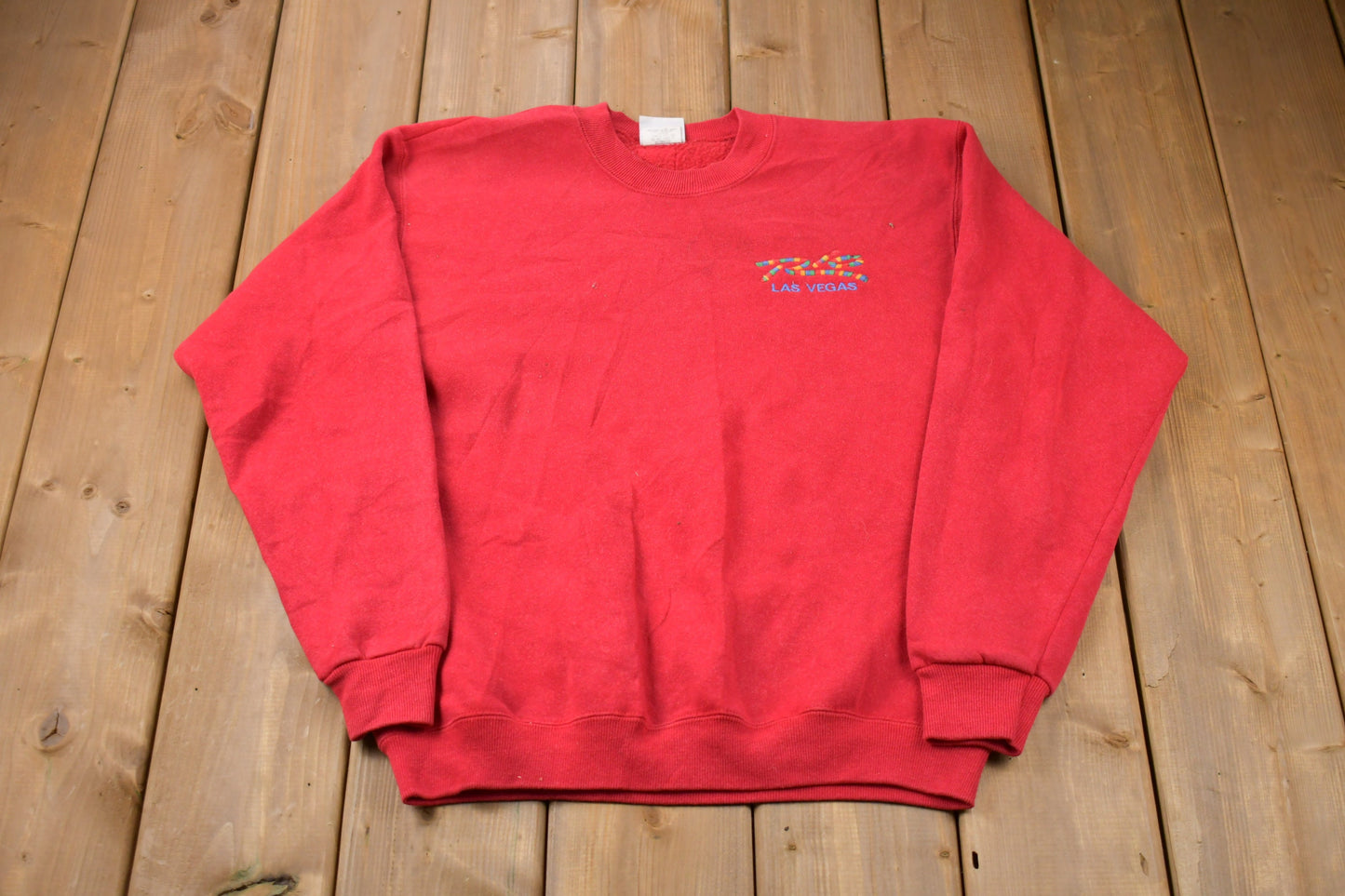 Vintage 1990s Las Vegas Embroidered Graphic Crewneck Sweatshirt / 90s Crewneck / Souvenir / Athleisure / Made In USA / Travel And Tourism