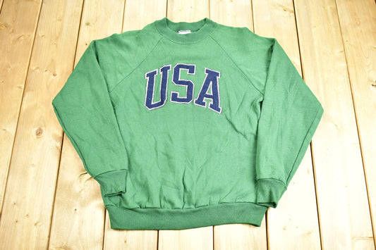 Vintage 1990s USA Embroidered Raglan Cut Crewneck Sweatshirt / 90s Crewneck / Souvenir / Embroidered / Streetwear / Travel And Tourism