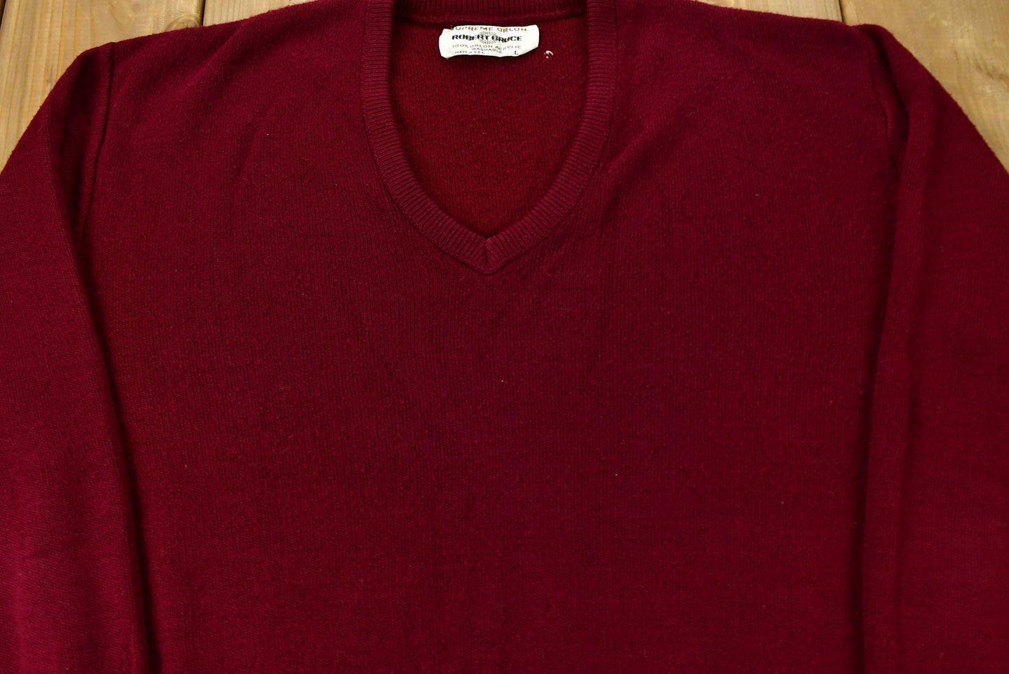 Vintage 1970s Robert Bruce Supreme Orlon Knitted V Neck Sweater / True Vintage / 1970s Sweater / Outdoor / Sweatshirt / Burgundy Sweater