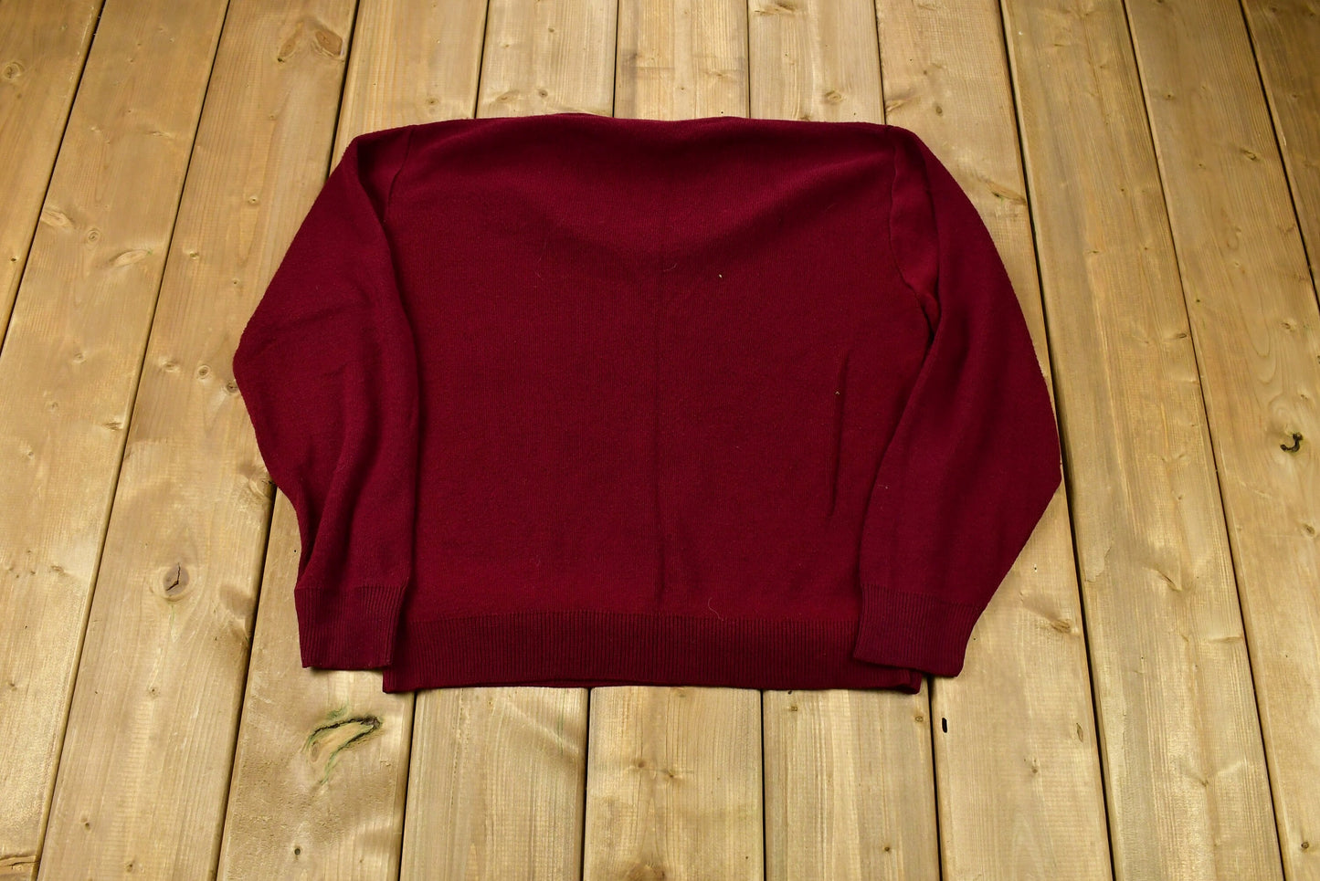 Vintage 1970s Robert Bruce Supreme Orlon Knitted V Neck Sweater / True Vintage / 1970s Sweater / Outdoor / Sweatshirt / Burgundy Sweater