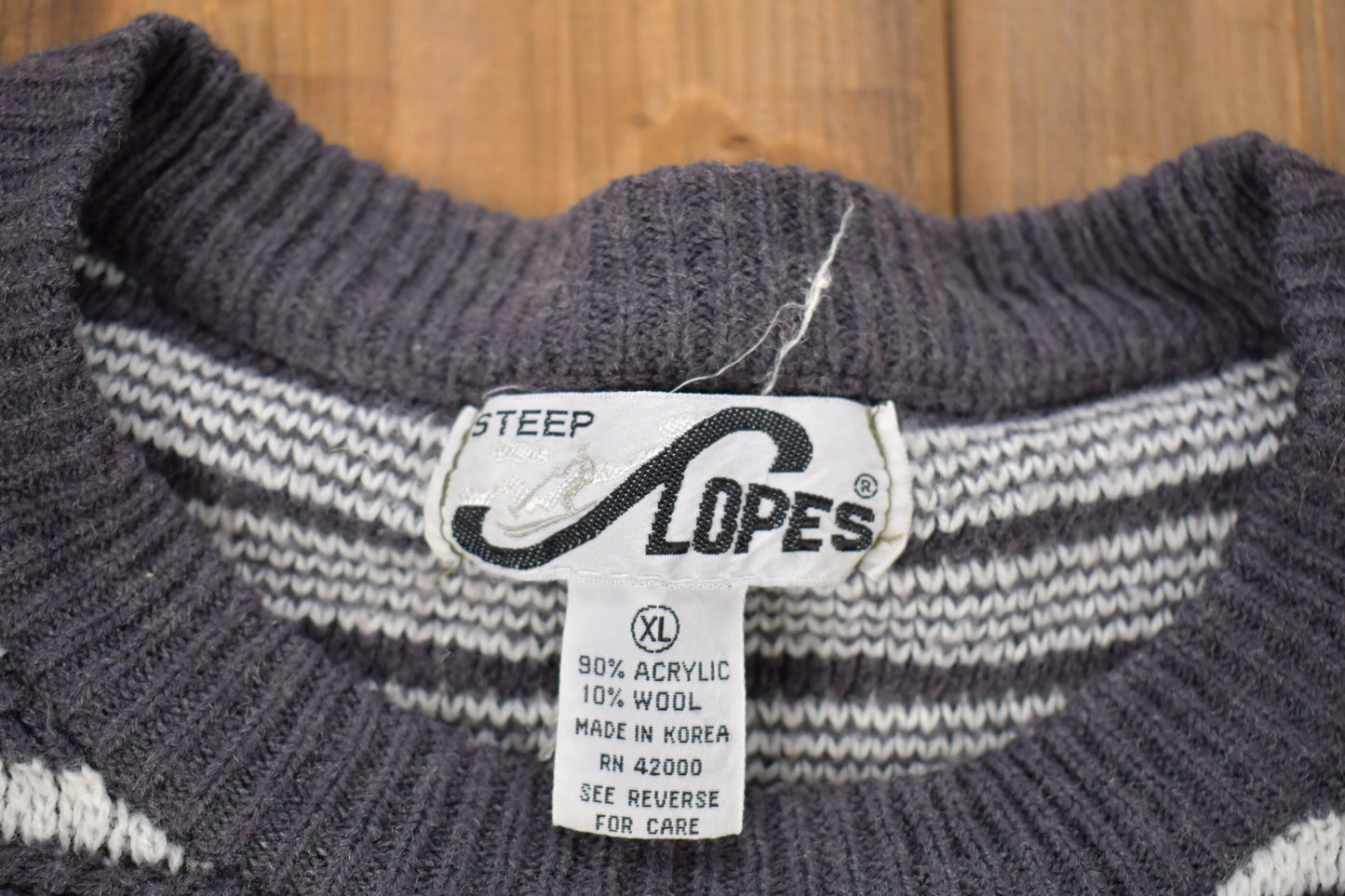 Vintage 1990s Steep Slopes Knitted Sweater / Vintage 90s Crewneck / Pattern Sweater / Outdoor / Hand Knit / Pullover Sweatshirt